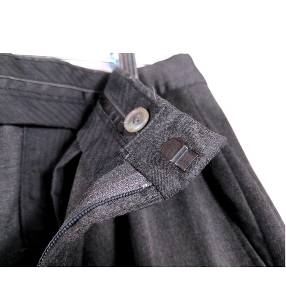 Calvin Klein Mens 33x30 Dress Pants Polyester Viscose Gray Flat Front Trousers - Picture 5 of 5